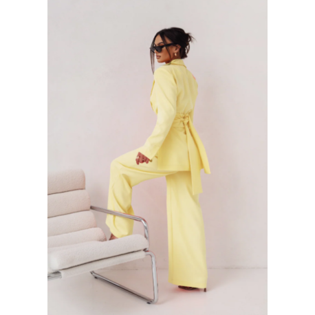 Garnitúra vaníliasárga /blézer+nadrág/