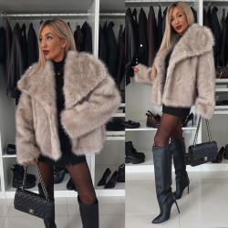 Bézs szőrme kabát