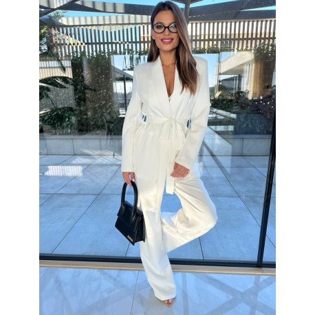 Fehér garnitúra /blézer+nadrág/