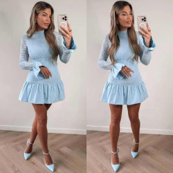 Törtfehér fodros csipkés ruha